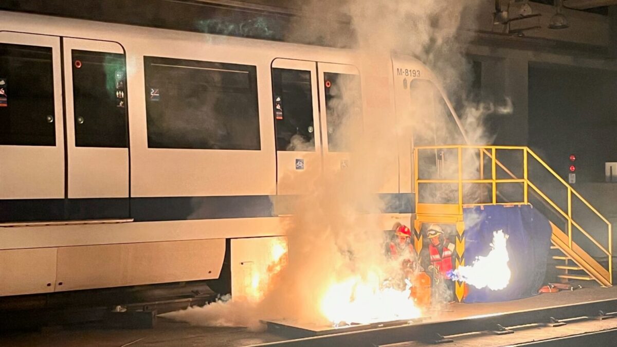 Simulacro de explosión en Metrosur.