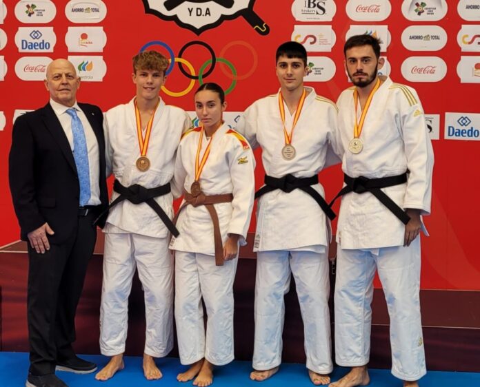 medallistas del europeo de katas