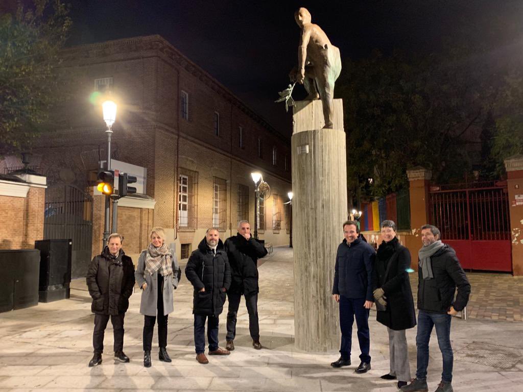 fuente plaza peatonal leganes