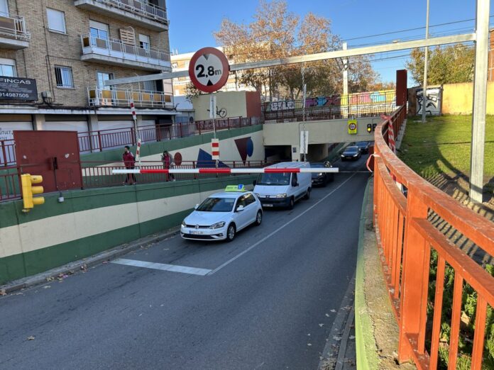 galibo puente tragacamiones