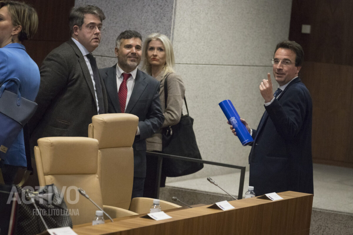 pleno cuestión confianza leganés pilar estevez jose marin carlos delgado miguel angel recuenco pp uleg