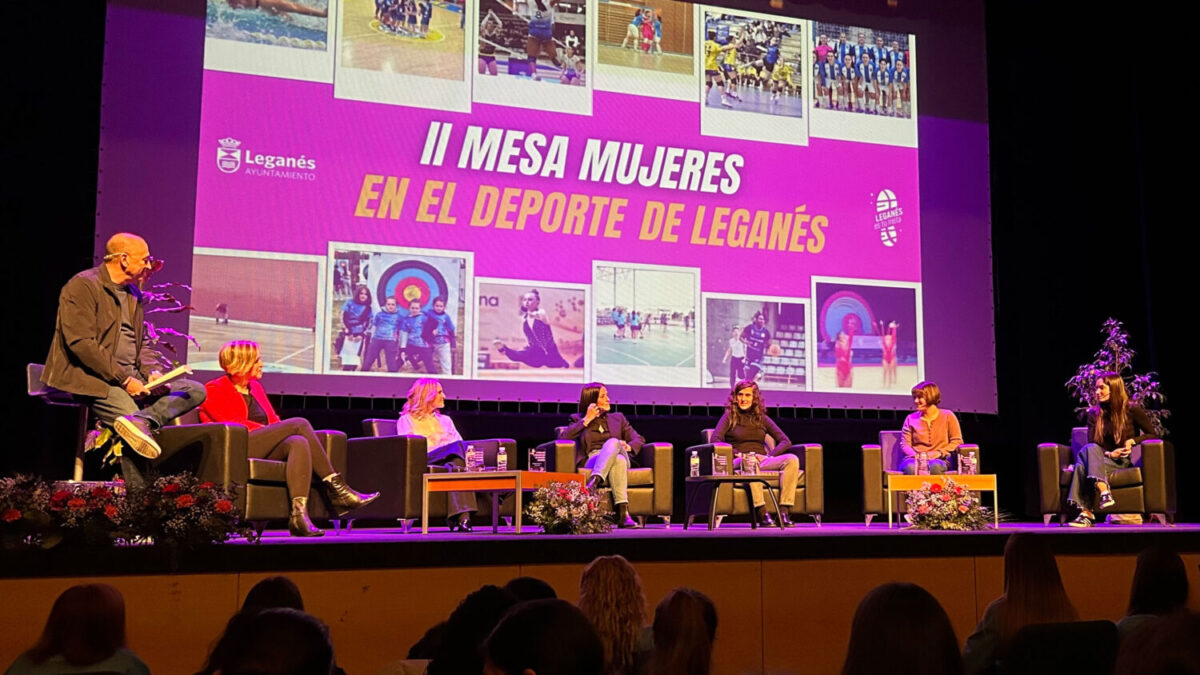 mesa mujeres en el deporte leganes