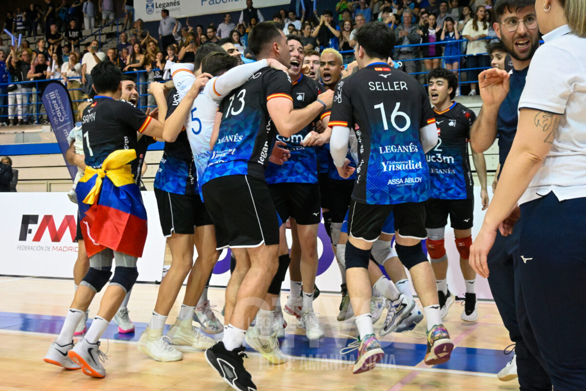 celebración voleibol leganes ascenso