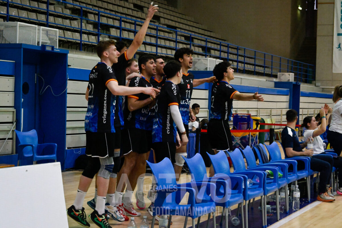 celebración voleibol leganes ascenso