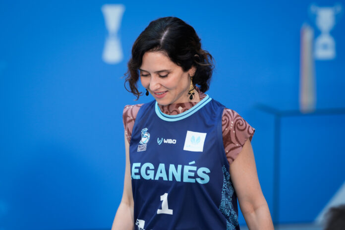 diaz ayuso camiseta leganes baloncesto
