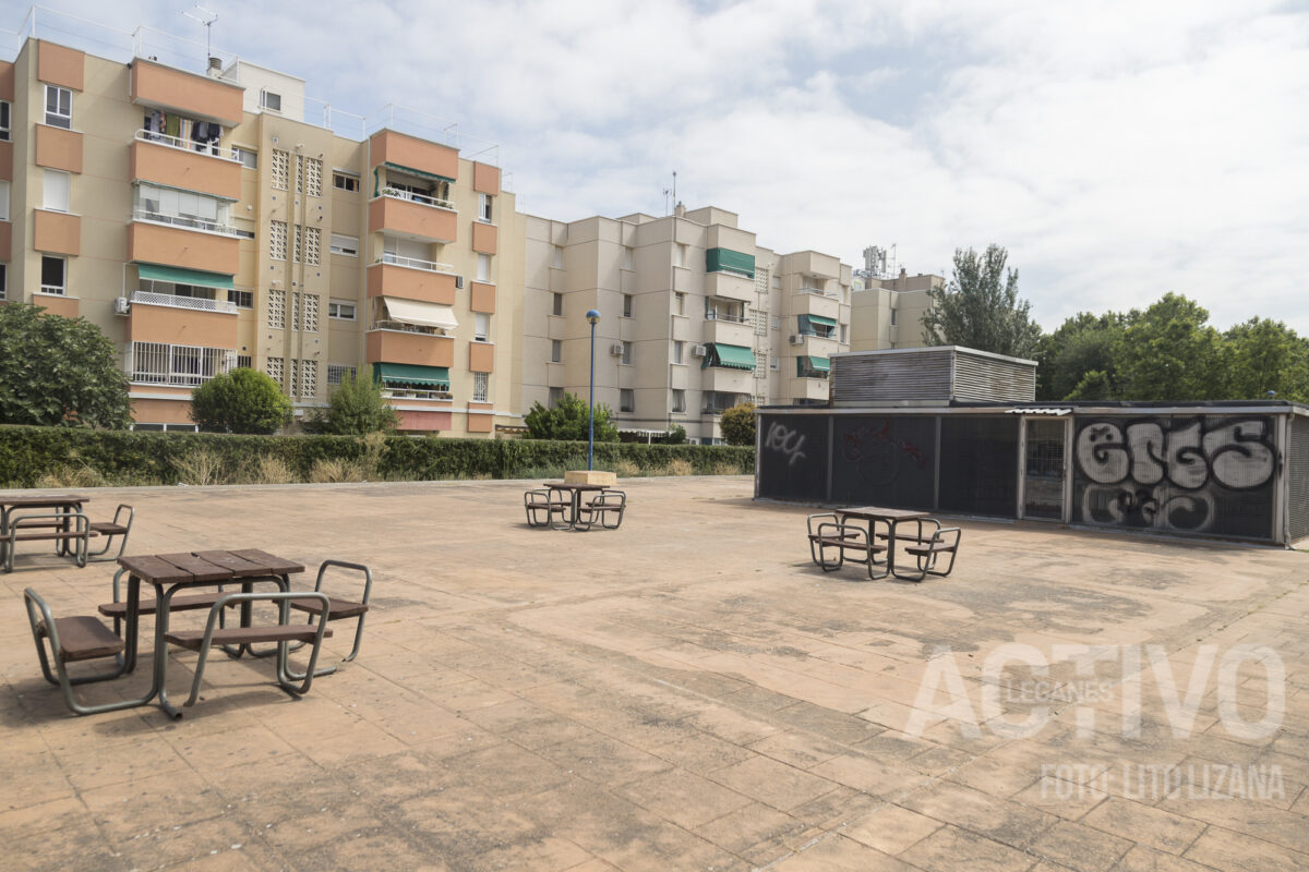 Plaza José Luis López Aranguren calle cobre olimpia